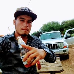 Meet your Posher, Carlos